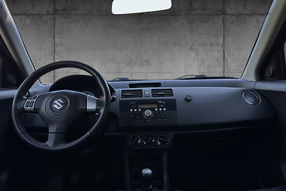 Suzuki Swift 8 of 11