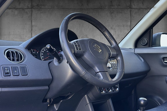 Suzuki Swift 6 of 11