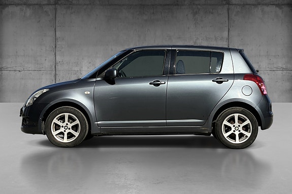Suzuki Swift 4 of 5