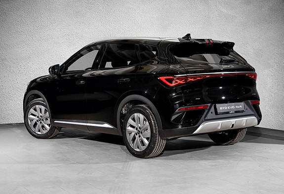 BYD Atto 3 2 of 28