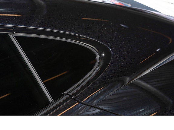 Porsche Taycan 19 of 30