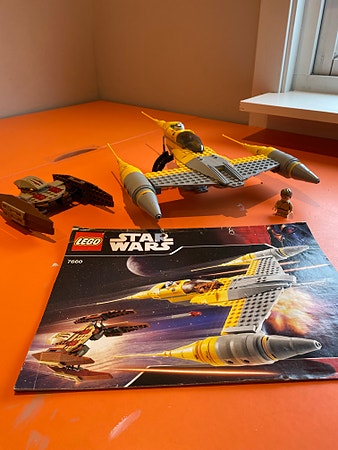 LEGO Star Wars 7660 Naboo N-1 Starfighter and Vulture Droid