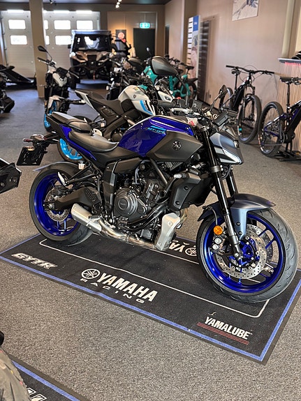 Yamaha MT-07 Icon Blue 2 of 5