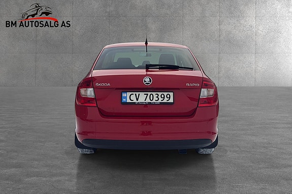 Skoda Rapid 4 of 5
