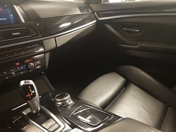 BMW 520d 30 of 30