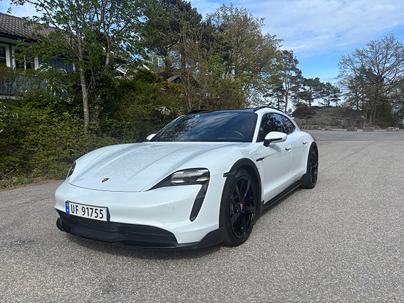Porsche Taycan Cross Turismo