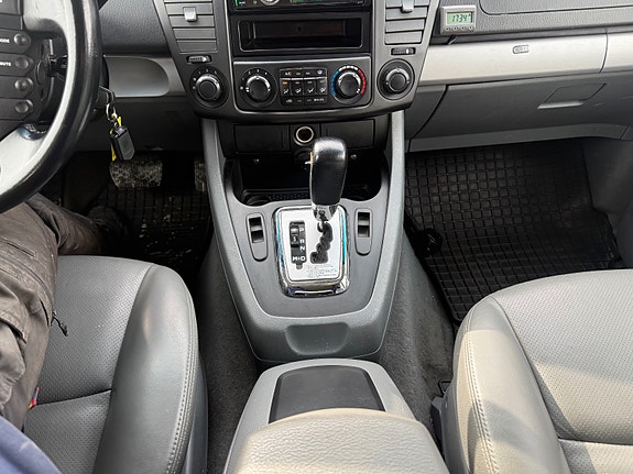 SsangYong Rodius 16 of 24
