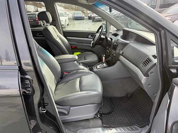 SsangYong Rodius 23 of 24