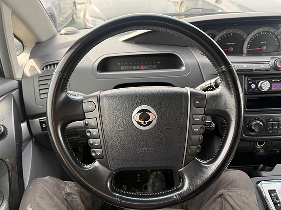 SsangYong Rodius 13 of 24
