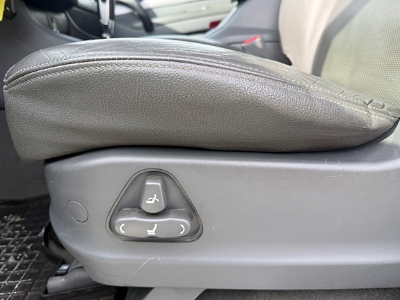 SsangYong Rodius 11 of 24