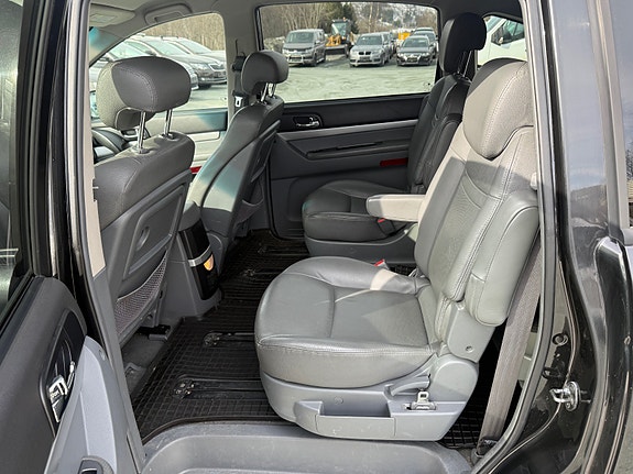 SsangYong Rodius 18 of 24