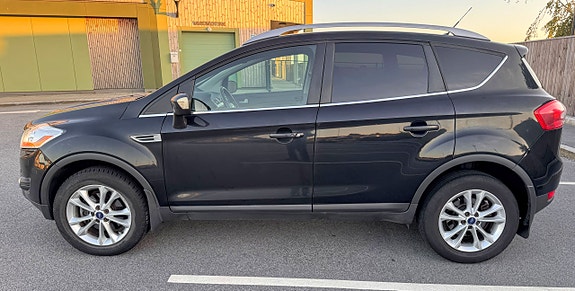 Ford Kuga 5 of 30