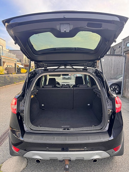 Ford Kuga 11 of 30