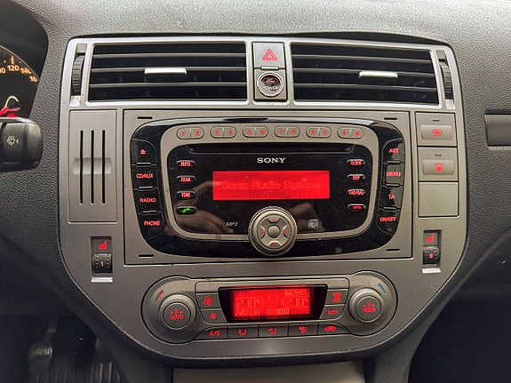 Ford Kuga 21 of 30