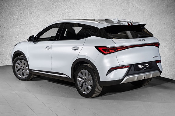 BYD Atto 3 2 of 27