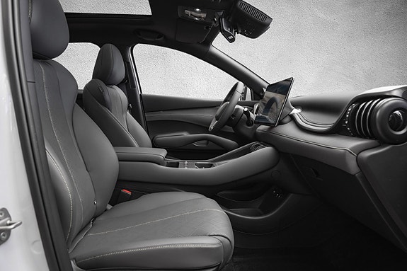 BYD Atto 3 25 of 27