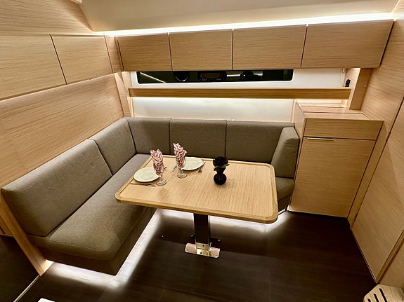 BAVARIA S45 HT STYLE - Fabrikkny båt med masse utstyr - MESSETILBUD! 19 of 30
