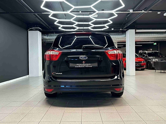 Ford C-Max 6 of 30