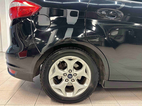 Ford C-Max 7 of 30