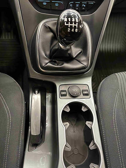 Ford C-Max 22 of 30