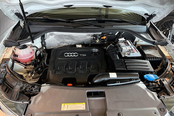 Audi Q3 18 of 24