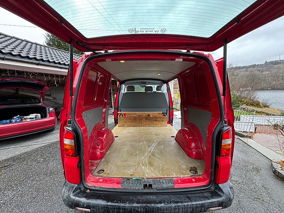 Volkswagen Transporter 13 of 13