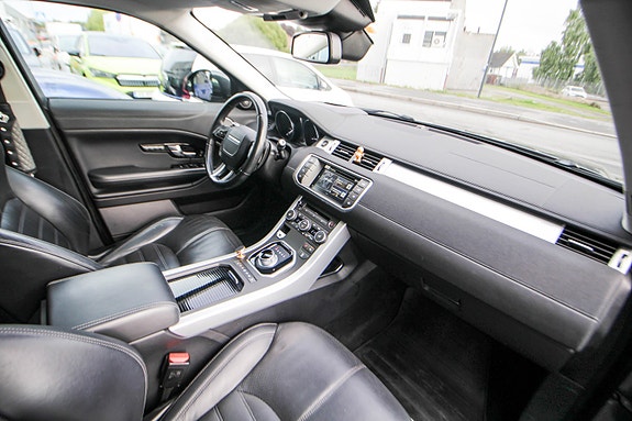 Land Rover Range Rover Evoque 20 of 30
