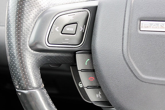 Land Rover Range Rover Evoque 28 of 30