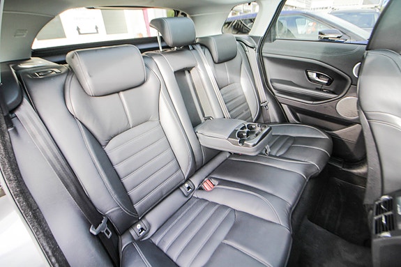 Land Rover Range Rover Evoque 23 of 30