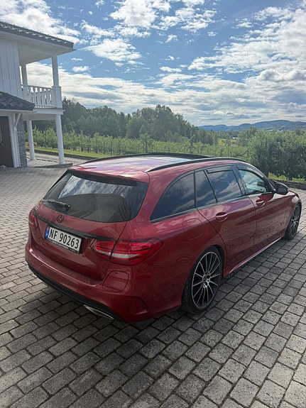 Mercedes-Benz C350 e 8 of 17