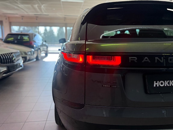 Land Rover Range Rover Velar 12 of 30