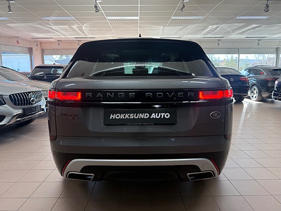 Land Rover Range Rover Velar 9 of 30