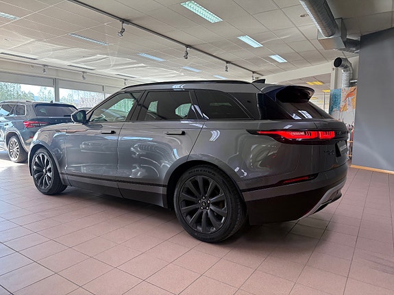 Land Rover Range Rover Velar 11 of 30