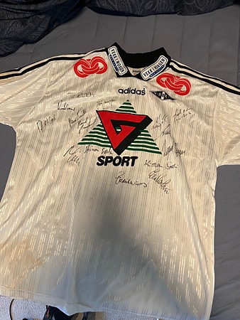 Adidas Rosenborg fotballdrakt signert