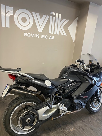 BMW F 800 GT 2 of 4