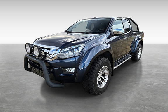 Isuzu D-max