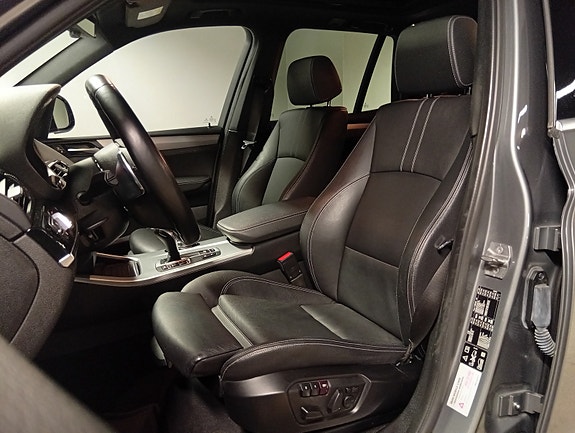 BMW X3 27 of 30