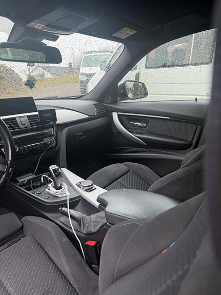 BMW 335d 25 of 30