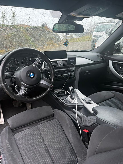 BMW 335d 26 of 30