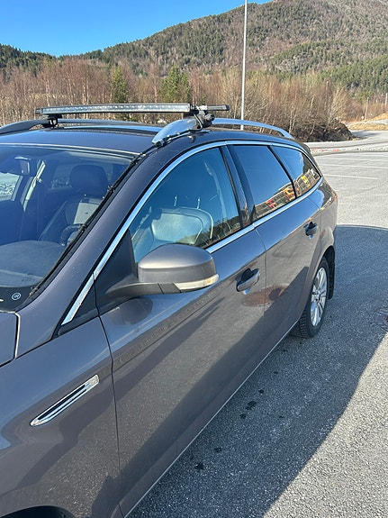 Ford Mondeo 3 of 5