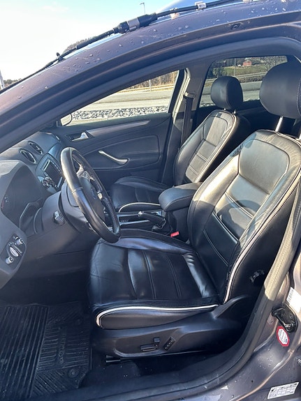 Ford Mondeo 12 of 24