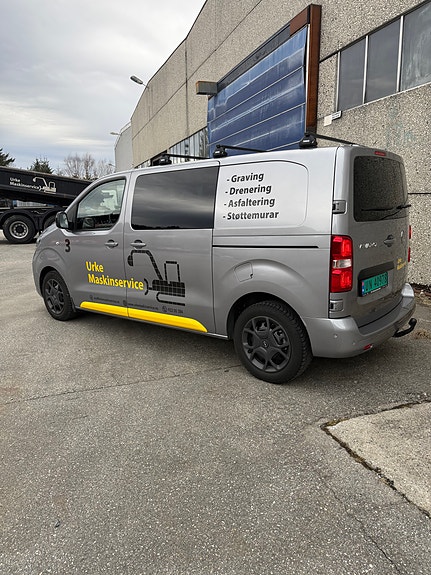 Opel Vivaro 4 of 5