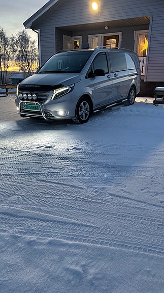 Mercedes-Benz Vito 119 2 of 14