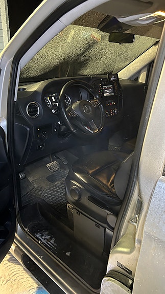 Mercedes-Benz Vito 119 9 of 14