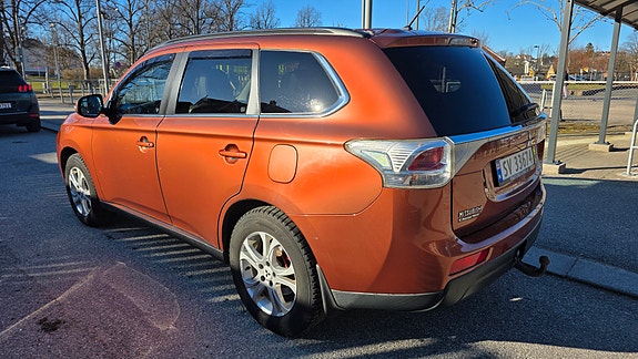 Mitsubishi Outlander 3 of 16