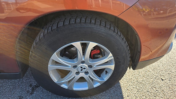 Mitsubishi Outlander 15 of 16