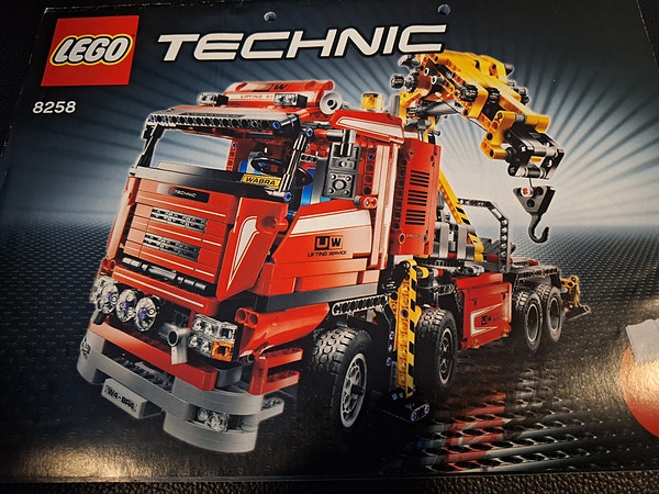 Lego technic 8258 kranbil. DEMONTERT