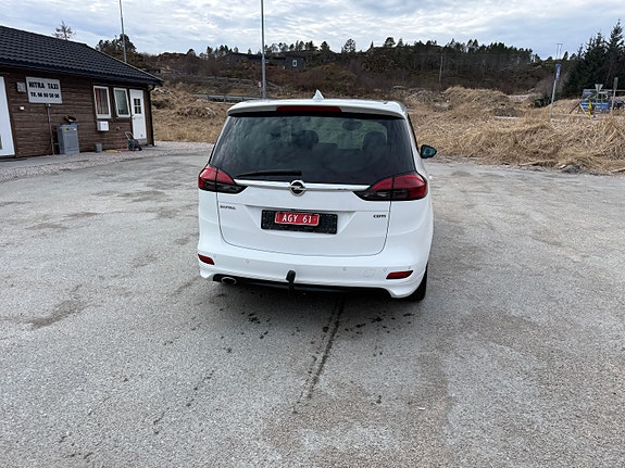 Opel Zafira Tourer 5 of 17