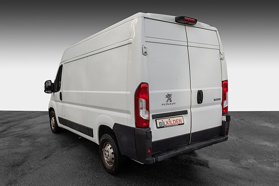 Peugeot Boxer 8 of 24