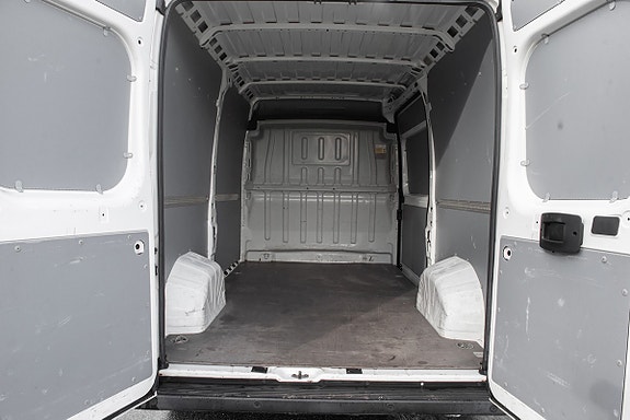 Peugeot Boxer 15 of 24